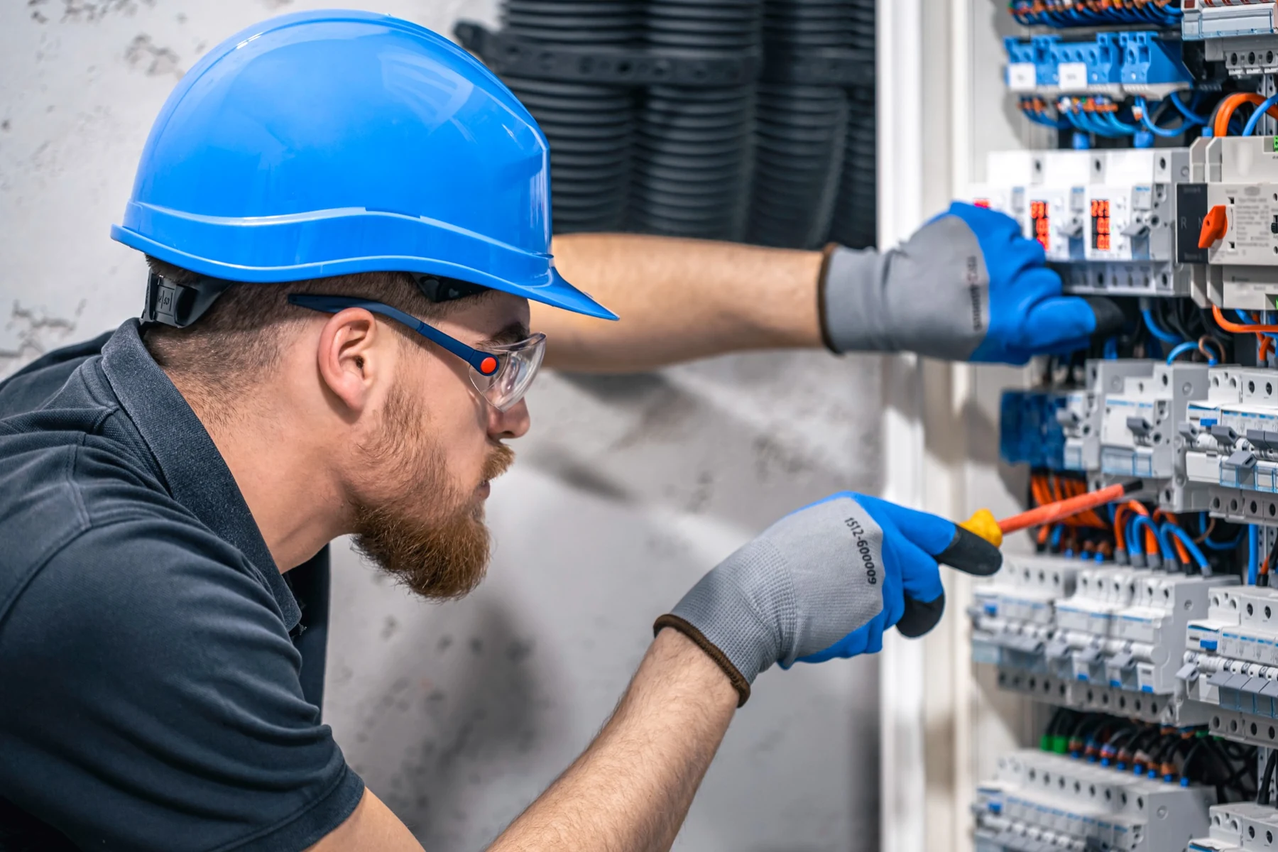 DB board labelling and testing during electrical fault finding