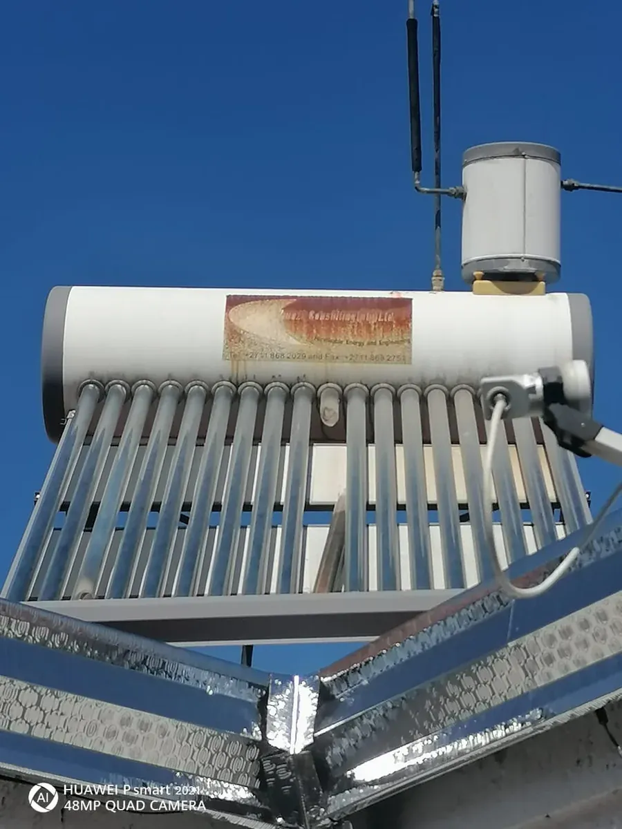 200 Litre Solar Geyser – Choosing the Correct 200 Litre Solar Geyser low pressure evacuated tube solar geyser illustrating system capacity and design options