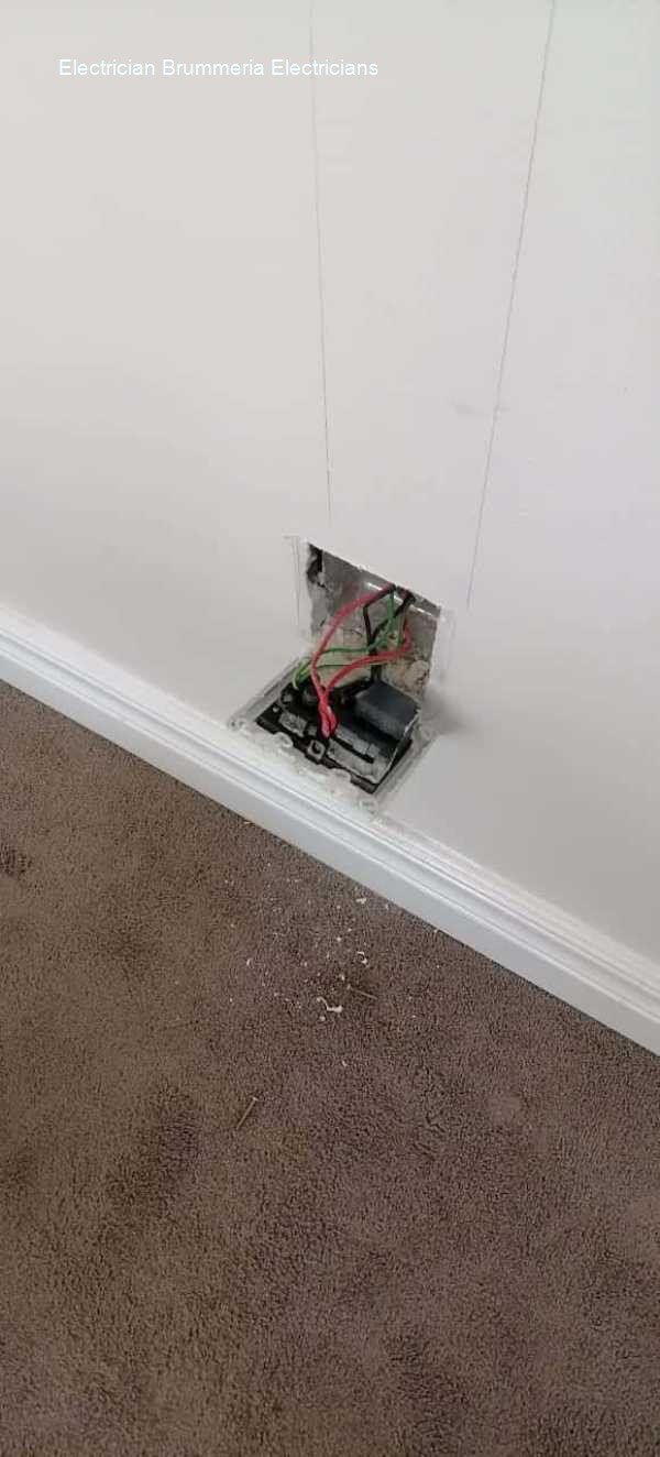 Electrician Brummeria electricians work round the clock including weekends and public holidays with a free quotation.