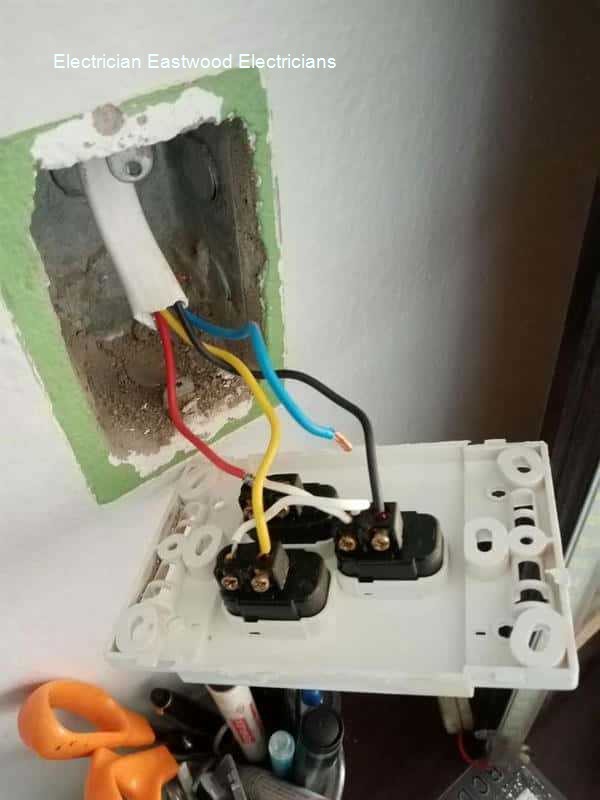 Electrician Eastwood electricians offers free quotes and no call out fees when you accept our free quotation any time of the day or night.