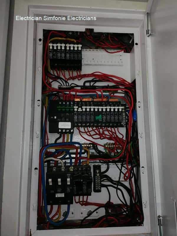 Electrician Simfonie electricians offers qualified and certified electricians in the area with a free quotation all hours including weekends and public holidays.