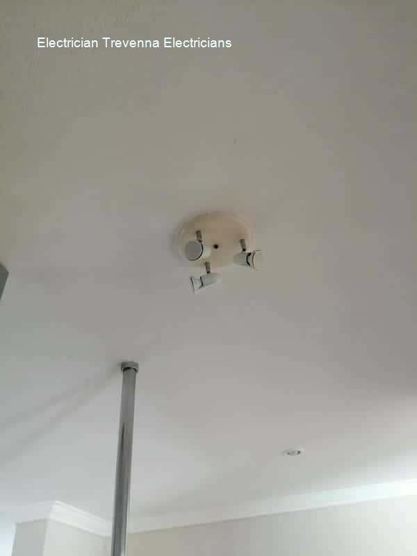 Electrician Trevenna electricians offers free quotes and no call out fees when you accept our free quotation any time of the day or night.