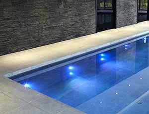 Pool lighting in Villa Rosa