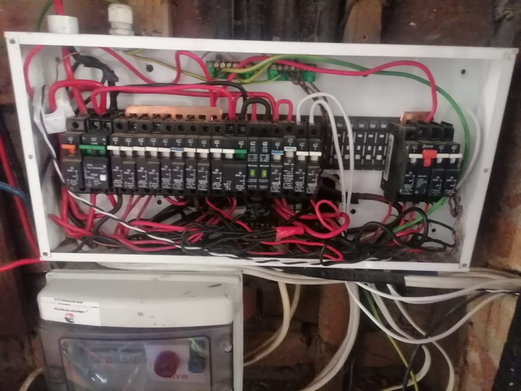 No call-out fee electricians