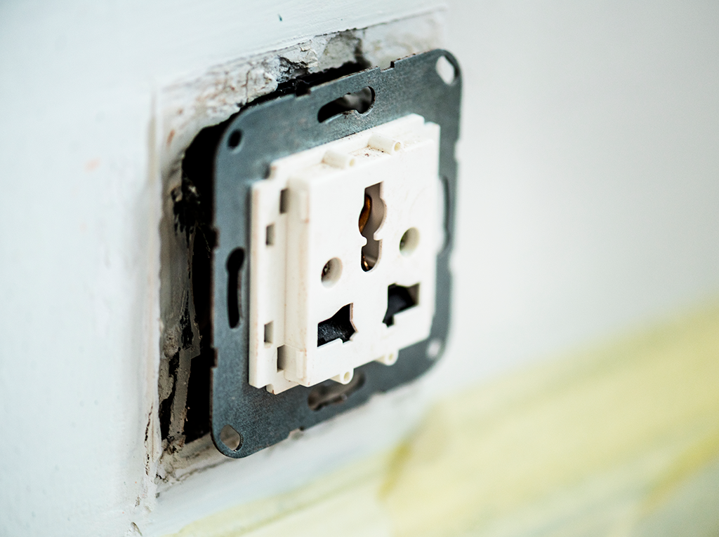 Electrical Outlet Repair